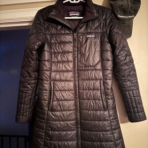 Patagonia Women's Black Quilted Coat
